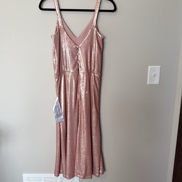 Dress the Population Rose Gold Sequin Sparkling NWT VNeck Midi Dress Prom XS - Picture 9 of 13